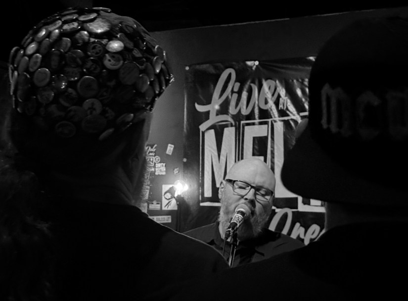 fans watch the smoking popes